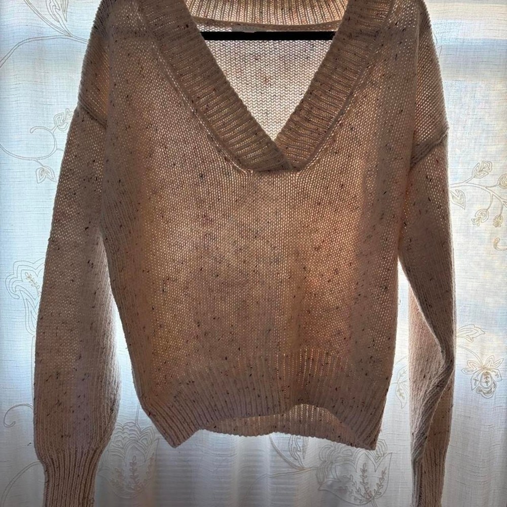 Cream Knit Cropped Sweater Slouchy Arms, Abound Brand Size Medium